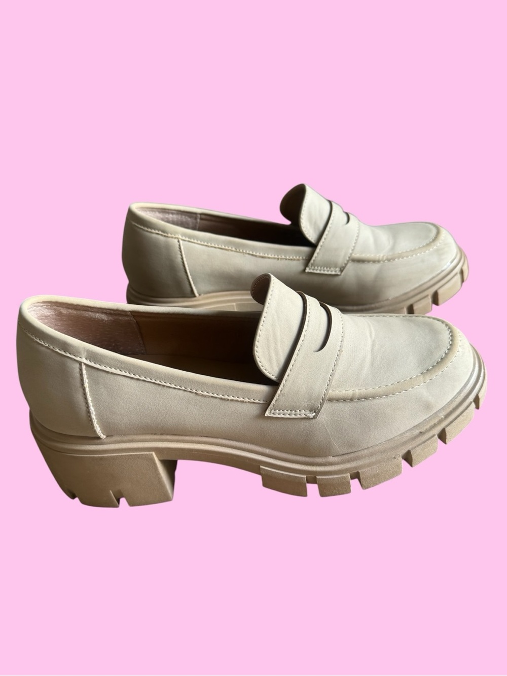 Crown Vintage Chunky Penny Loafers in Cream
